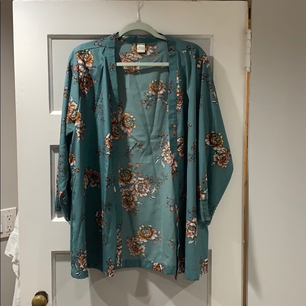 Robe/cardigan